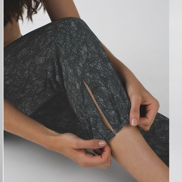 {LuLu🍋} Om Pants - Picture 8 of 8